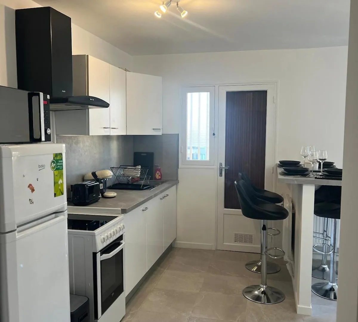 Apartament Joli T2 Tres Bien Situe Cagnes-sur-Mer Francja